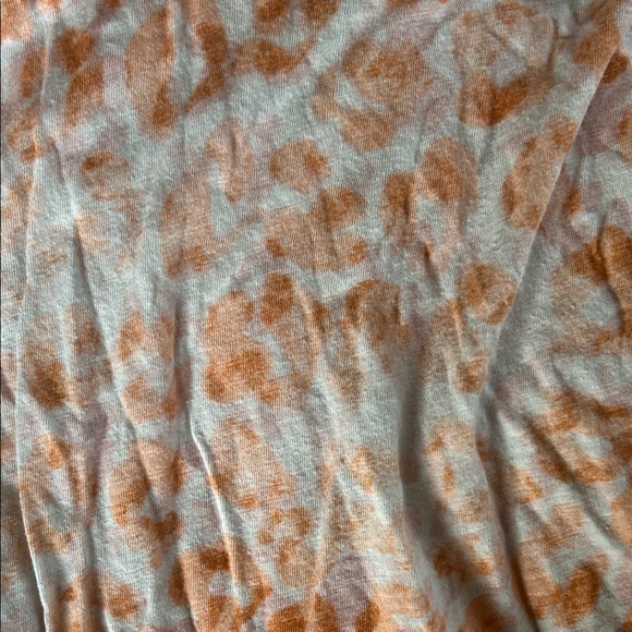 Pilcrc Anthropologie Orange Patterned Short Sleeve Top blouse size medium. - Picture 8 of 8